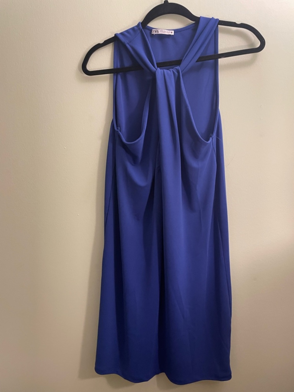 Women’s Zara SleevelessMidi Dress with Twist front arm keyhole size Medium